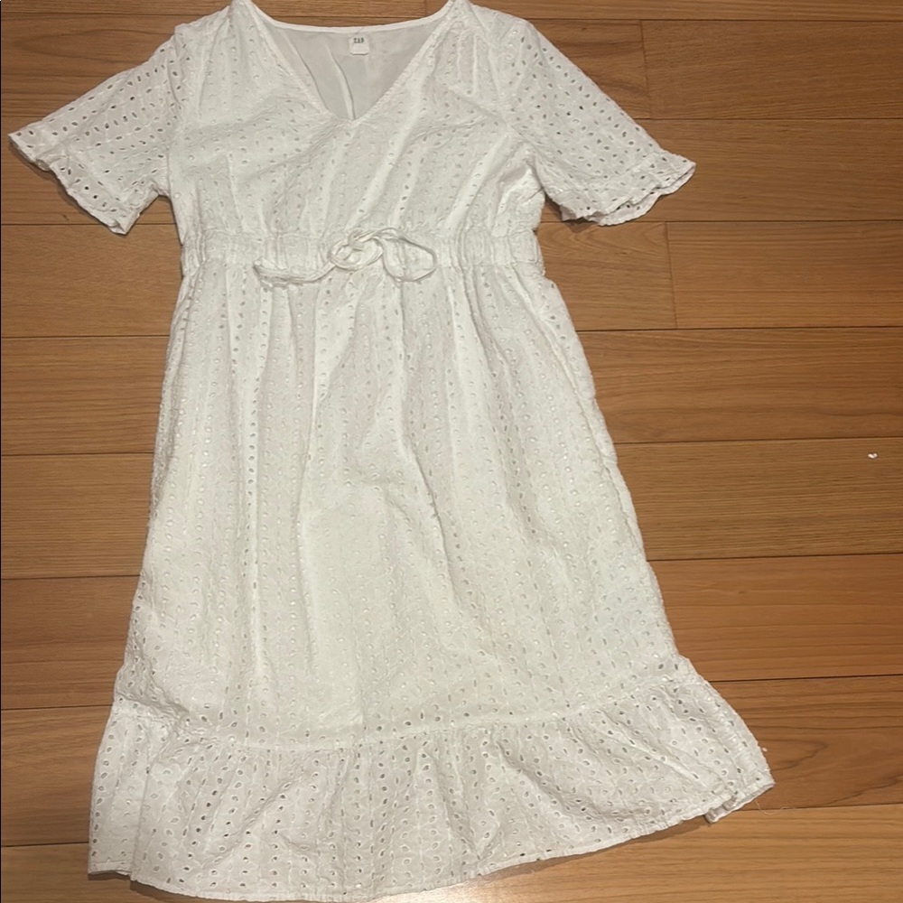 Eyelet ruffle maternity dress